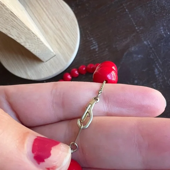 Vintage Elegant Red and Gold Beaded Necklace - Picture 5 of 7